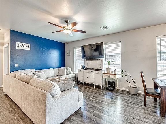 4th image of 10408 Glover River Dr