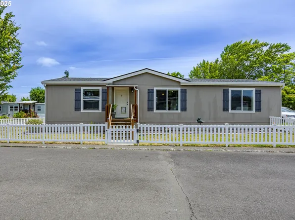 1415 S Bertelsen Rd Space 96, Eugene, OR 97402