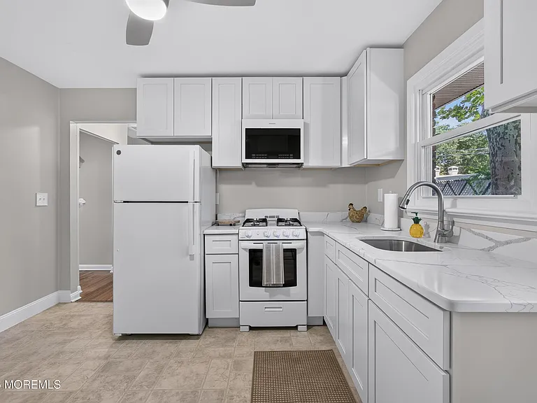 67 Beacon Blvd — Photo 12