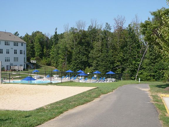 Townhouse shared pool and volleyball