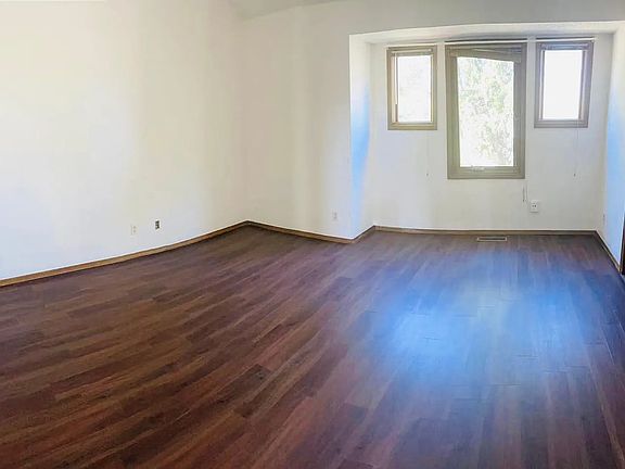 5th image of 1620 S Longford Ln APT 202