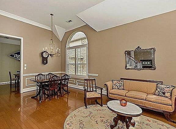 5th image of 1410 Leeward Dr