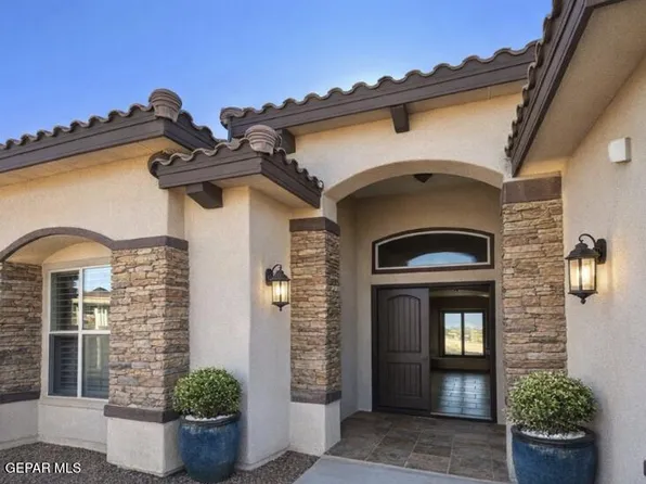 14532 Christian Castle Ave, El Paso, TX 79938