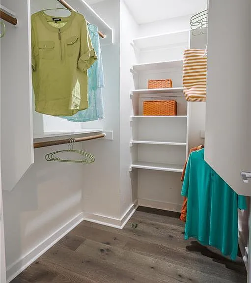 701 Zennia St #B — Photo 18