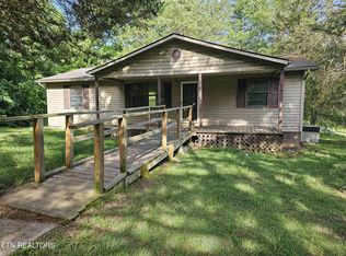 341 Warwick Ln, Maynardville, TN 37807
