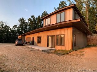 899 Panoramic Dr, Camdenton, MO 65020