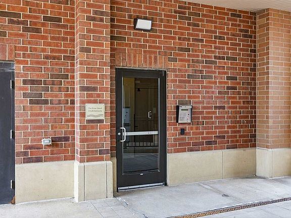 4th image of 847 Quarry Rd APT 303