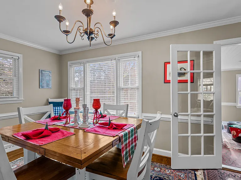 2100 Villa Dr — Photo 10