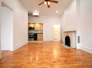 2118 Walnut St APT 2F, Philadelphia, PA 19103