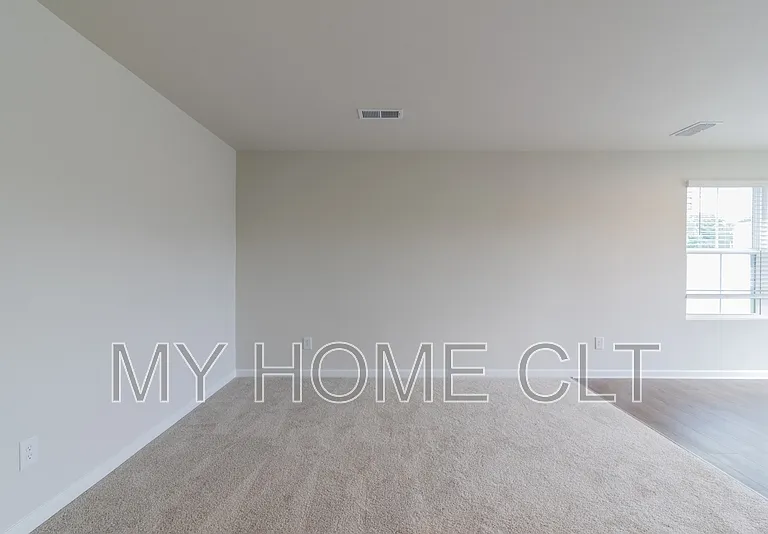 6067 Bridle Creek Dr #1 — Photo 3