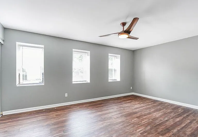 128 Kings Mill Dr — Photo 12