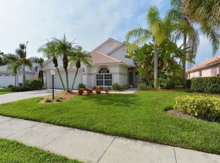 5855 Fairwoods Cir, Sarasota, FL 34243