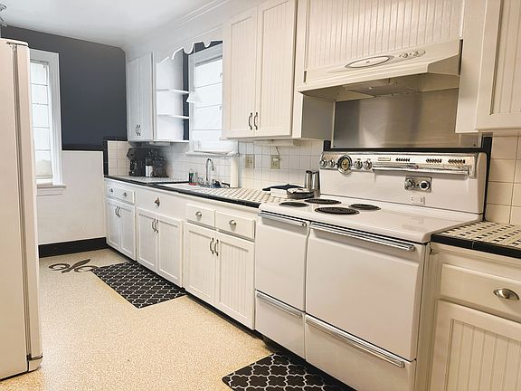 4th image of 1017 Colorado Ave #1