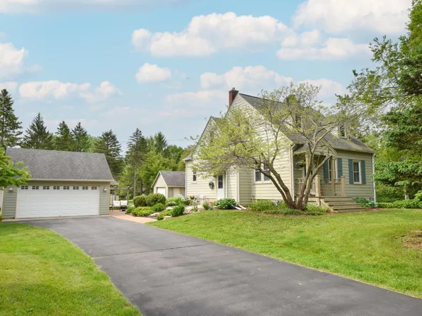 4823 Westfield ROAD, Mequon, WI 53092