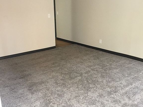 4th image of 5233 15th Ave NE APT 205