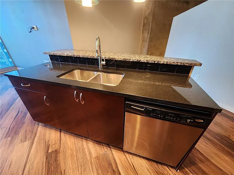 400 W Peachtree St NW #1614 — Photo 6