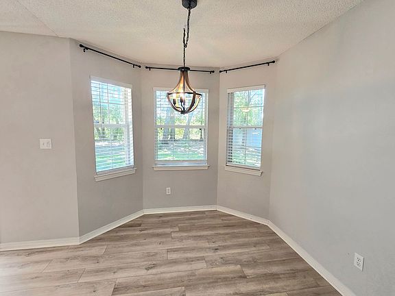 5th image of 4324 Bayou Ridge Dr