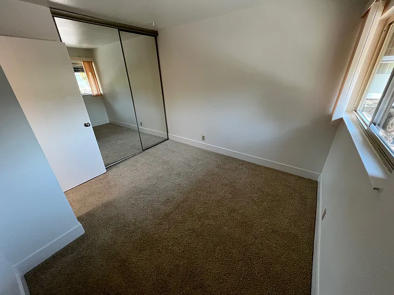 Danville Court Apartments — Photo 19