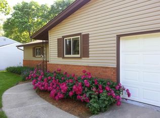 53 15th Ave SW, New Brighton, MN 55112