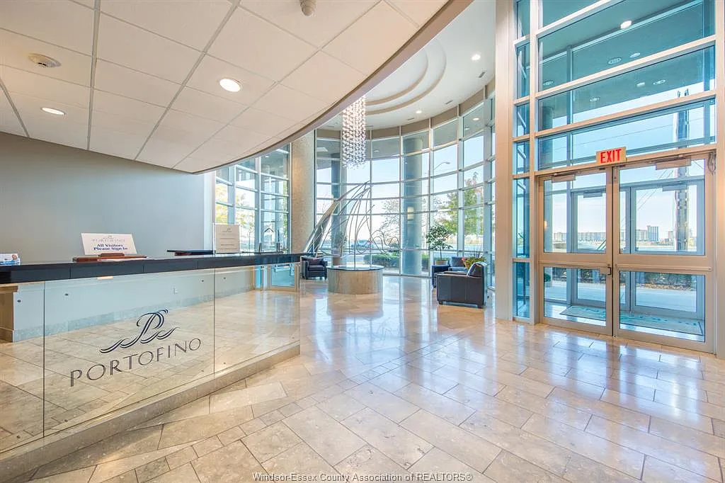 2 bed, 2.0 bath, 1151 sqft, $2,600 — Photo 2