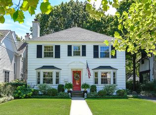 902 Cherry St, Winnetka, IL 60093