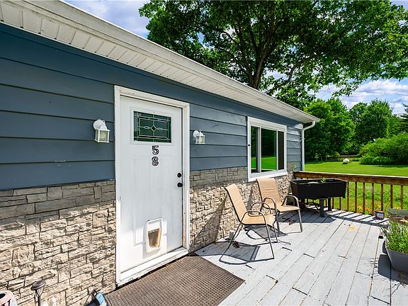 4th image of 58 Bassick Ln