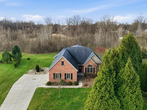 608 Oakhill Ct, Monroe, MI 48162