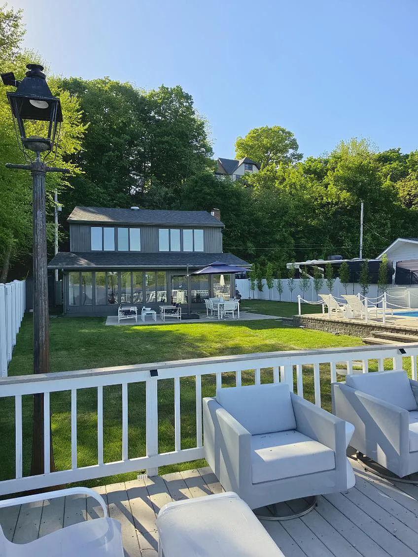 3 bed, 1.5 bath, 1740 sqft, $4,500 — Photo 1