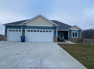 1033 W Scipio Dr, La Porte, IN 46350
