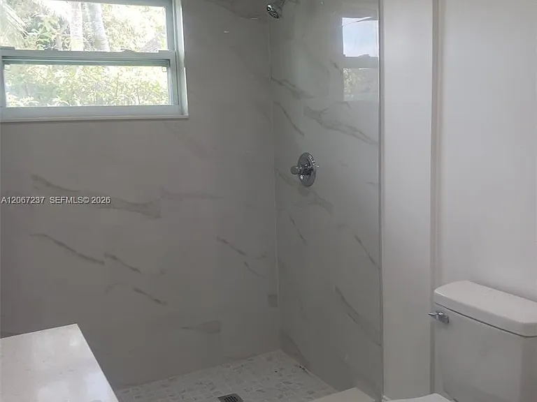 170 E 46th St #2 — Photo 14