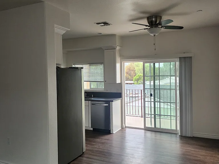 1380 Patricia Ave #3 — Photo 11