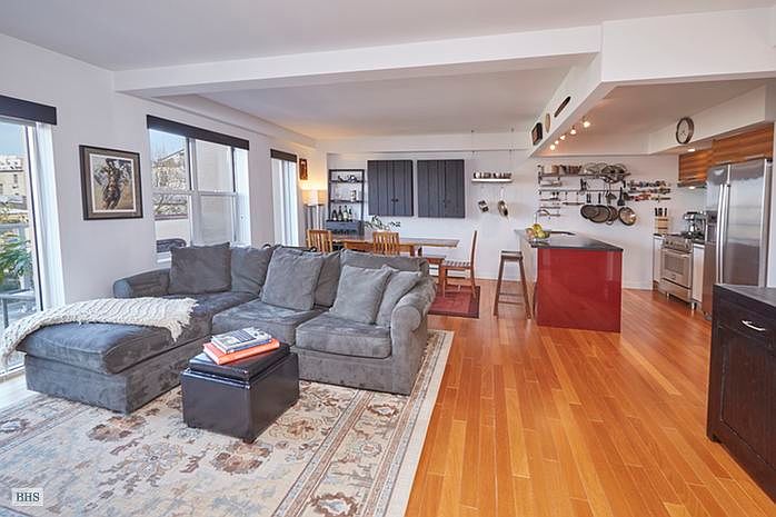 1st image of 317 16th St APT 4D