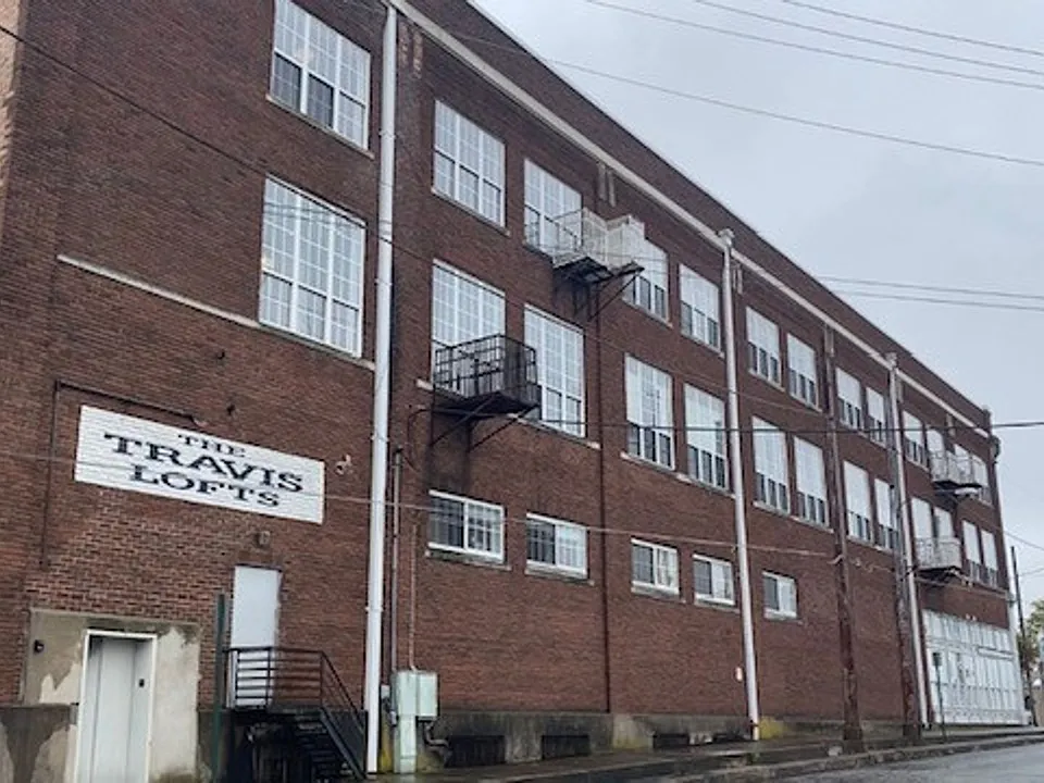 Travis Lofts