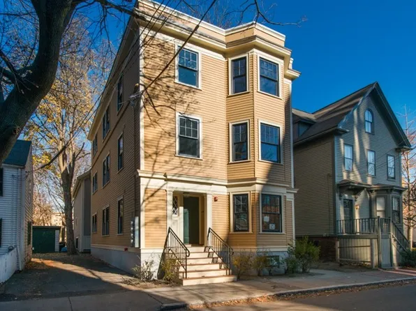 25 Grant St #1, Cambridge, MA 02138