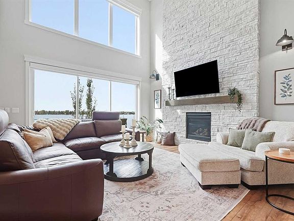 4th image of 435 E East Chestermere Dr
