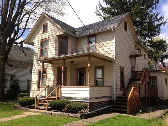 2nd image of 110 Jefferson St