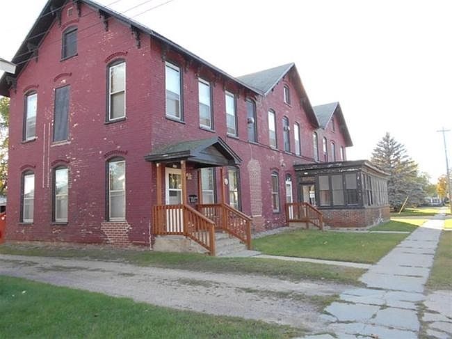 1st image of 115 W Pearl St