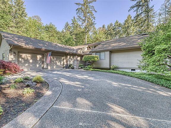 2nd image of 3422 40th Street Ct