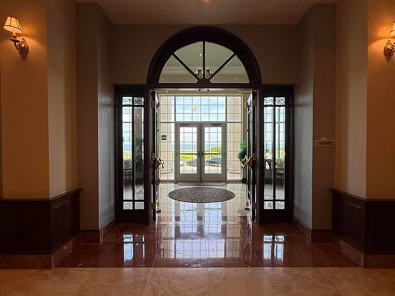 700 Ocean Ave #127 — Photo 27