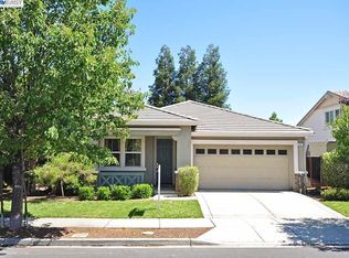 484 Montecito Dr, Brentwood, CA