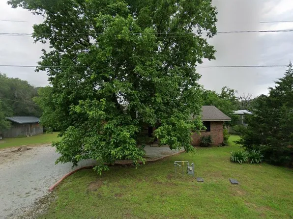 225 E 10th St, Stonewall, OK 74871