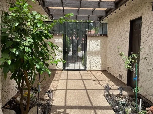 2721 San Lago Ct, Las Vegas, NV 89121