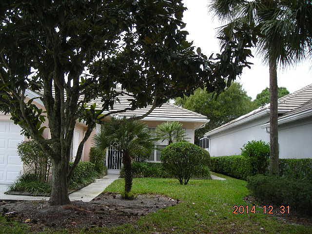 1st image of 212 NW Bentley Cir