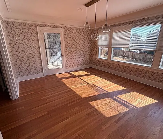 7802 Roosevelt Way NE — Photo 30
