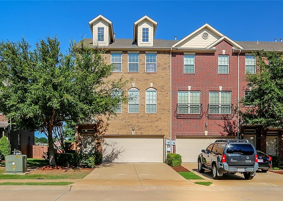 1st image of 2649 Chambers Dr