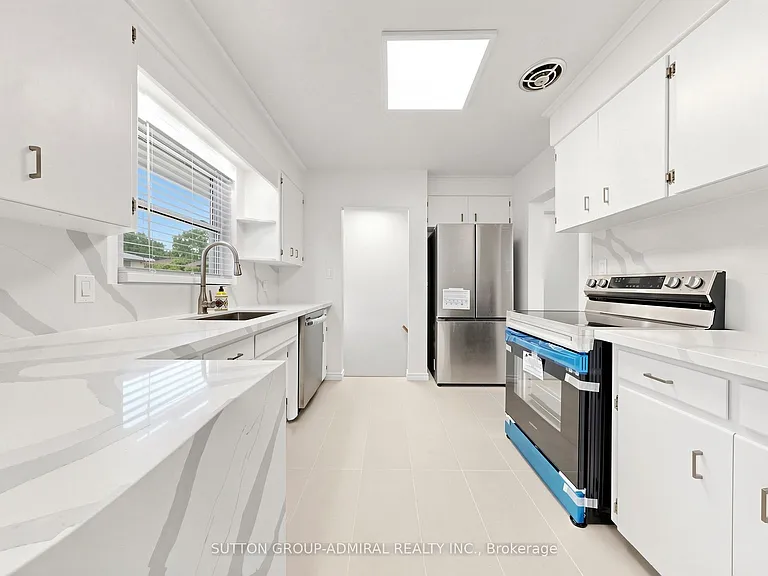 27 Patricia Dr — Photo 14