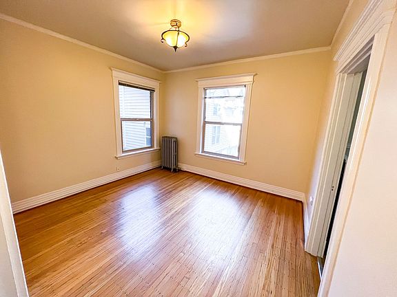 5th image of 1615 15th Ave Unit 8