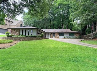 298 Indian Hills Trl, Marietta, GA 30068