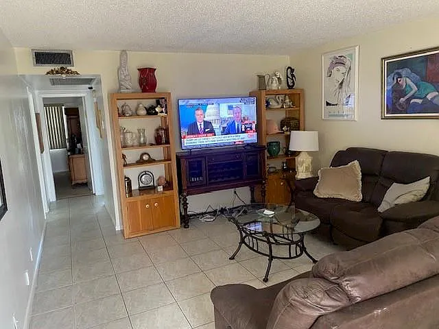 117 Brighton Dr E #117-C — Photo 5