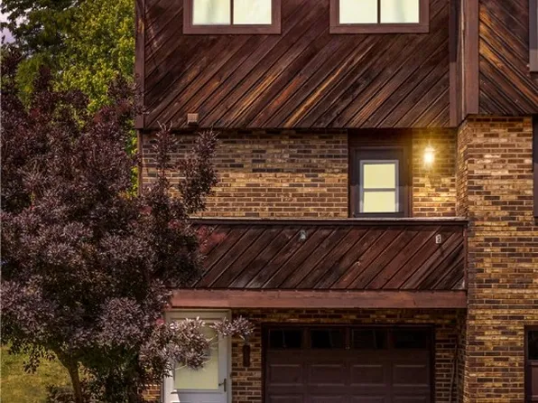 601 Bayberry Ln, Imperial, PA 15126